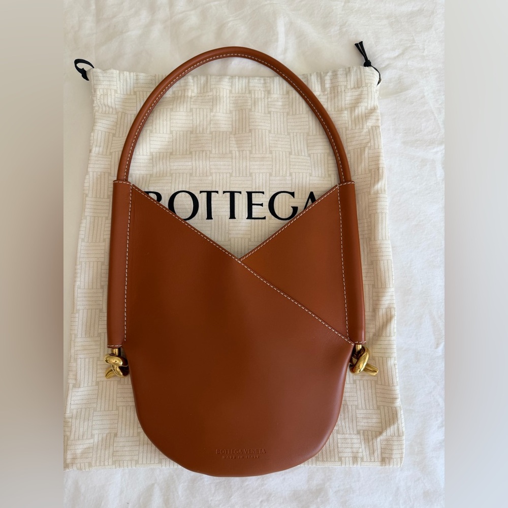 Bottega Veneta Solstice Small Leather Shoulder Bag